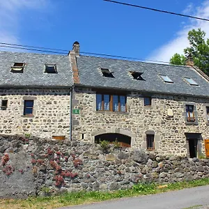 Maison De Varennes Chambon-sur-Lac
